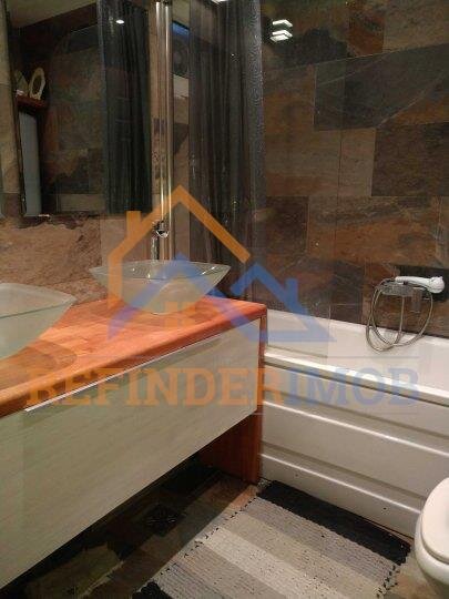Rahova,  Margeanului, apartament 3 camere de vanzare.